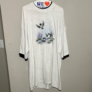 Morning Sun vintage New Gray Graphic T-Shirt with Birds with flowers Design